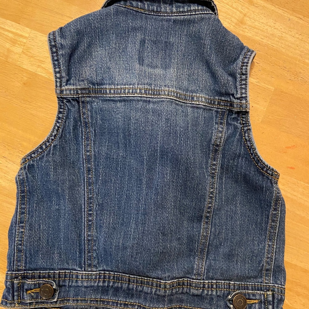 Jean Vest